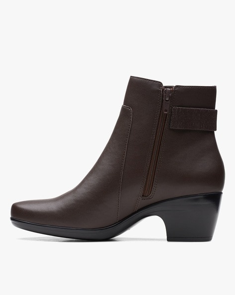 Clarks macay sale holly boots