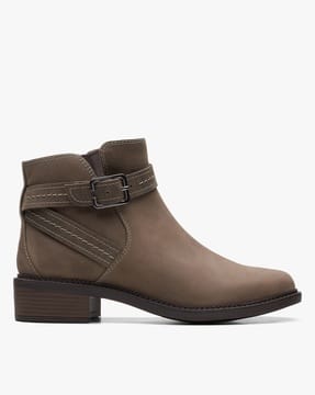 clarks ankle boots