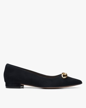 Clarks pointed outlet flats