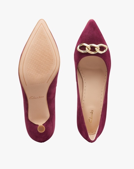 Clarks pointed deals toe flats