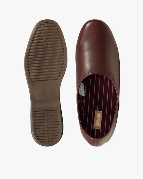 Clarks mens house online slippers