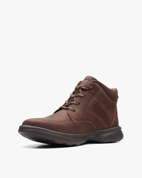 Clarks brown cheap boots sale