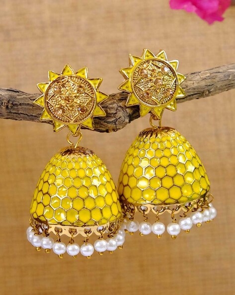 Zara Maang Tika Set, Maang Tika and Jhumka Earrings, Gift for her, Indian  jewellery – Bollywoodshimmerz
