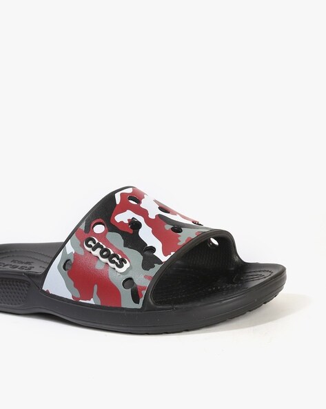 crocs camo slides