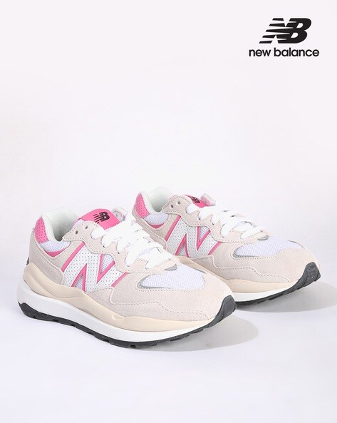 womens casual new balance shoes