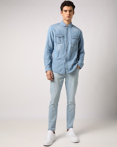 Light blue jeans hot sale and white shirt