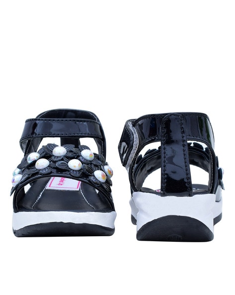 Buy online Black Closed Back Sandals from heels for Women by Heroshoeline  for ₹519 at 48% off | 2024 Limeroad.com