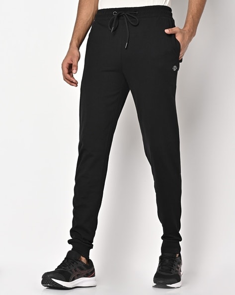 Buy online Red Solid Full Length Track Pant from Sports Wear for Men by Status  Quo for ₹899 at 40% off | 2024 Limeroad.com