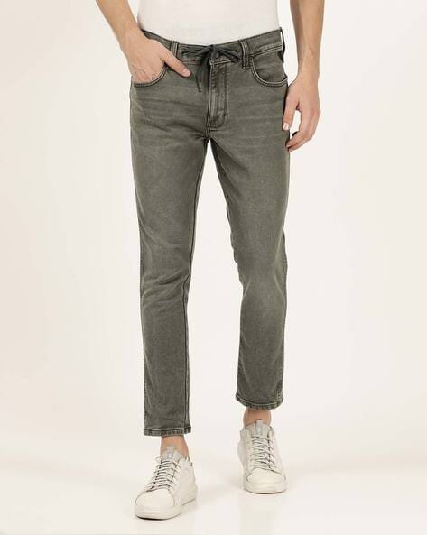 levi slim straight fit