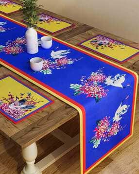 Set of 7 Table Placemats & Runner-image-5