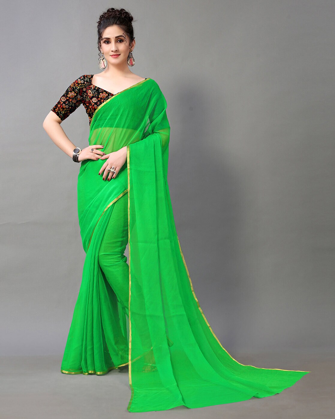 Green plain mul cotton saree – YoshnasByEla