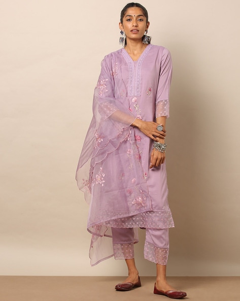 Checkered kurta with straight pants - set of two by Kaaj | The Secret Label