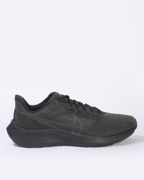 Buy Black Sports Shoes for by NIKE Online | Ajio.com