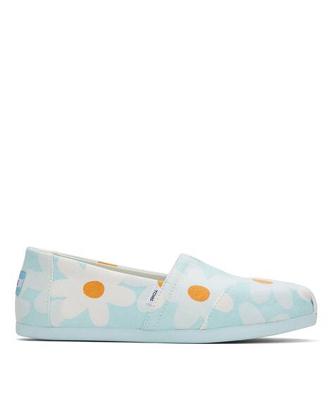 Buy Aqua Casual Shoes for Women by Toms 