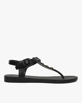 Flat Sandals with Buckle Fastening