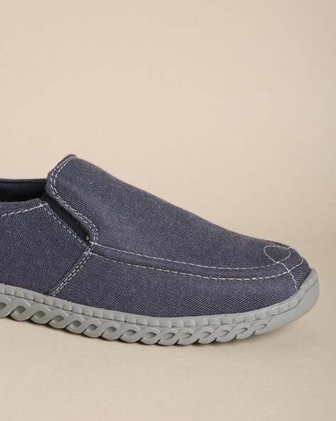 Mens slip on plimsolls online