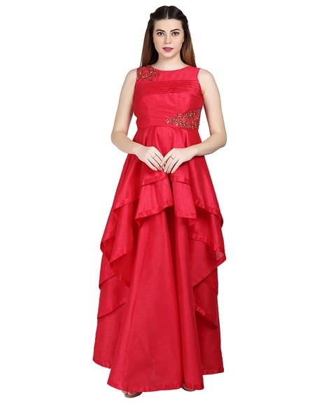 Ravishing Red Gowns For Brides Looking To StepUp Their Wedding Wardrobe   WeddingBazaar