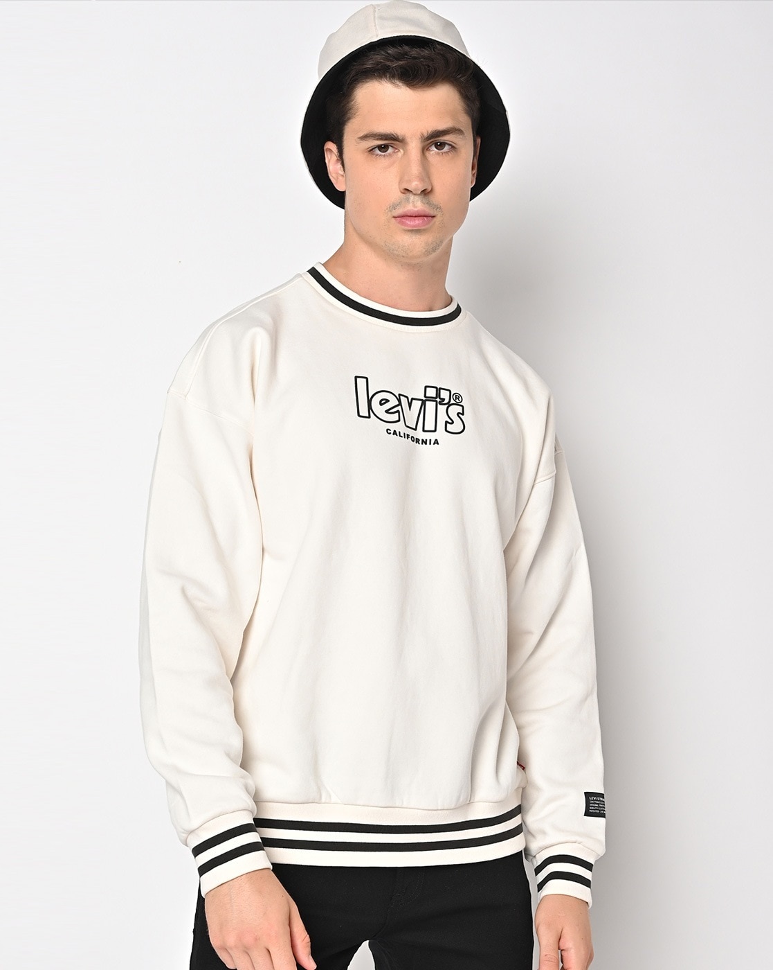 Buy Off-White Tshirts for Men by LEVIS Online 