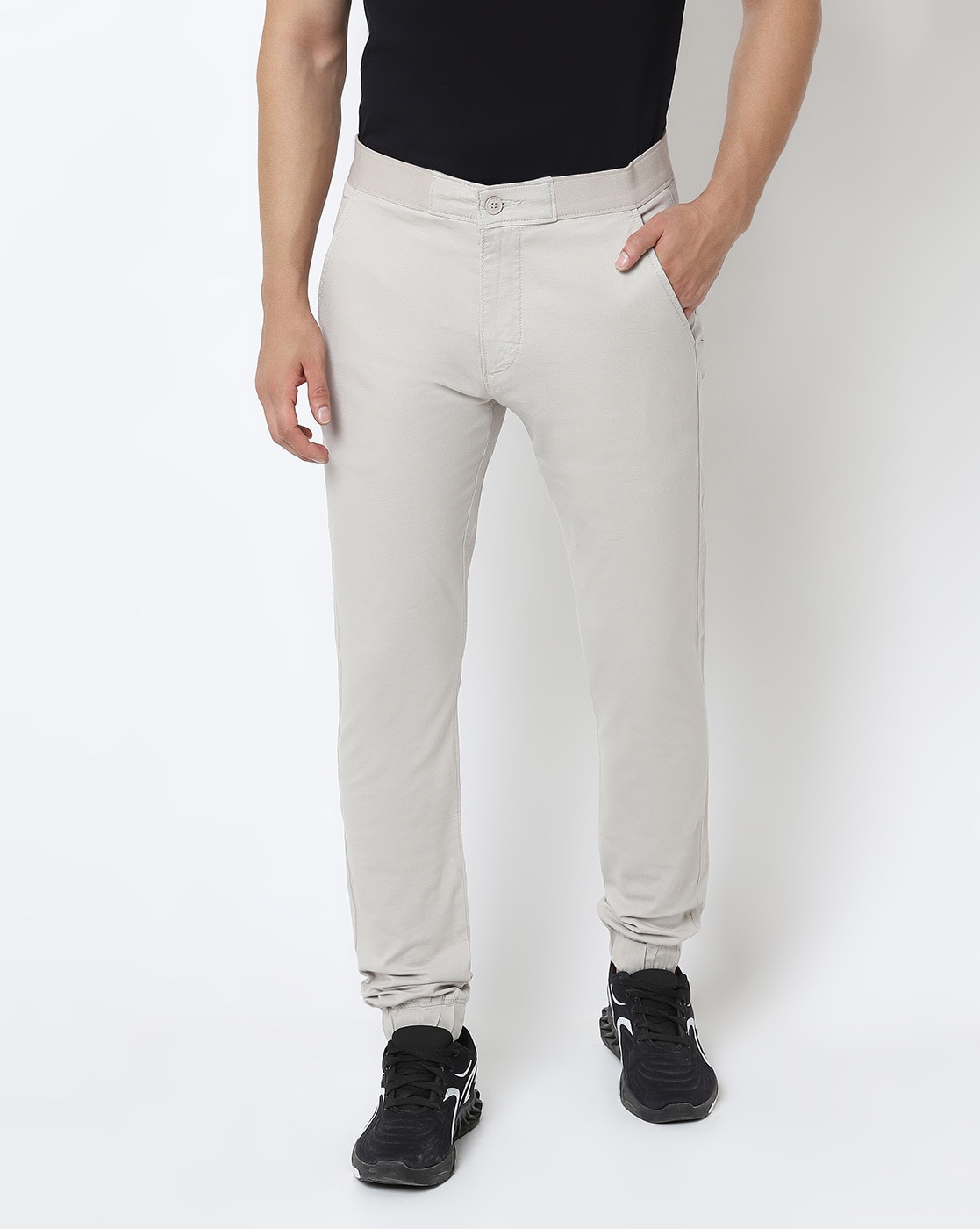 Buy White Trousers & Pants for Men by LEVIS Online 