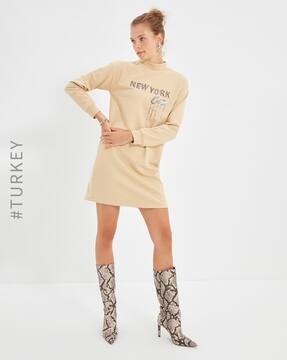 Online Sale Of Party Wear Dresses Maxi Dresses One Piece Dresses From Top Brands Ajio