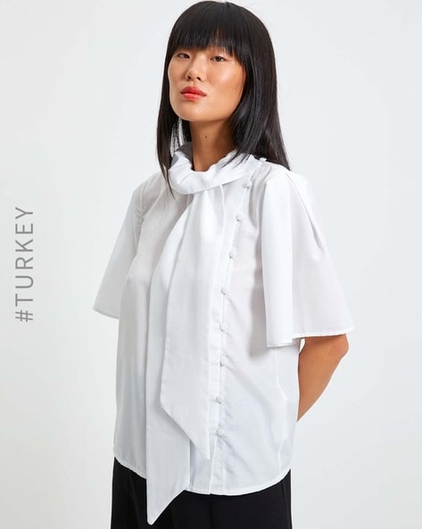 Buy White Tops for Women by TRENDYOL Online