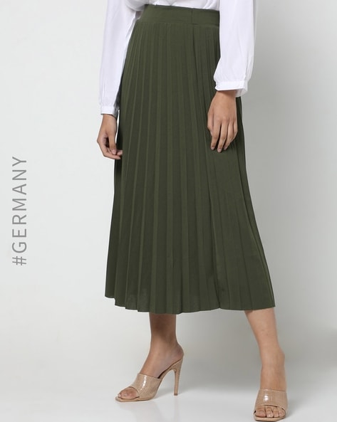 Green knife pleated skirt hotsell