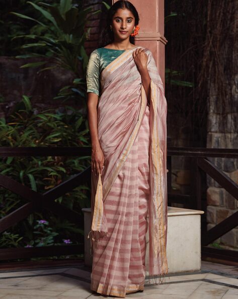 What colour saree is suitable for dusky skin? - Quora