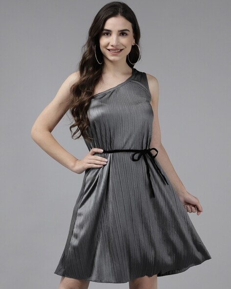 Dark 2024 grey dresses