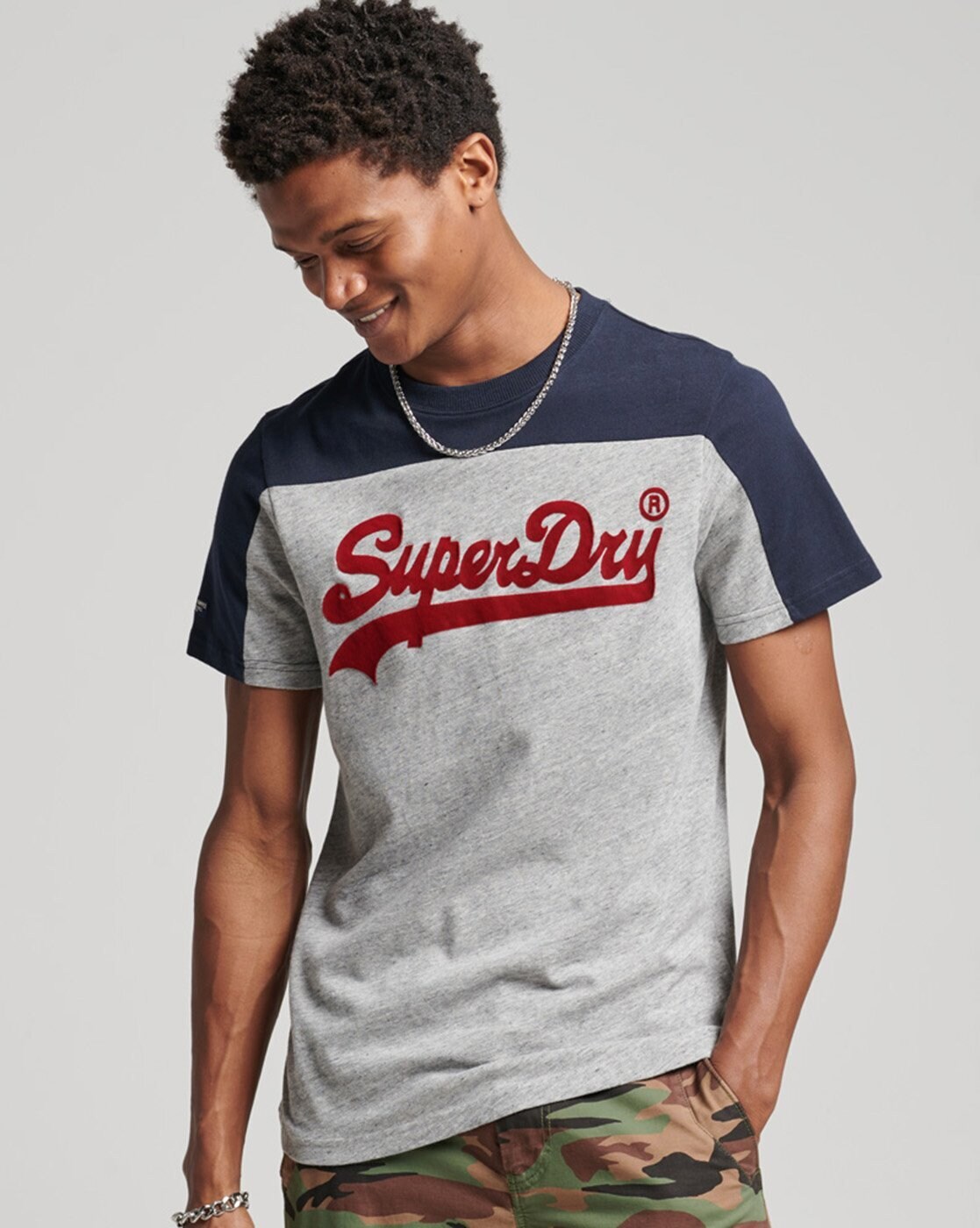 Superdry shop tee shirt