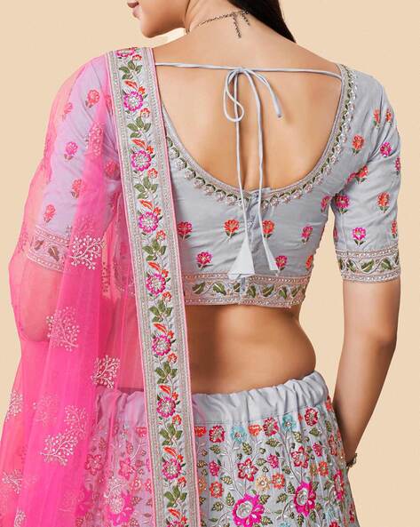 51 Blouse Back Neck Designs For Every Bride - Pyaari Weddings