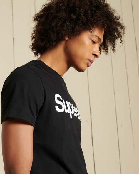 Supreme t shirt fit sale