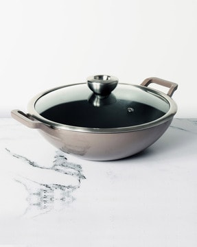 https://assets.ajio.com/medias/sys_master/root/20220921/FMgg/632a2390f997dd1f8d0d934b/meyer-grey-kadais-enamel-cast-iron-kadai.jpg