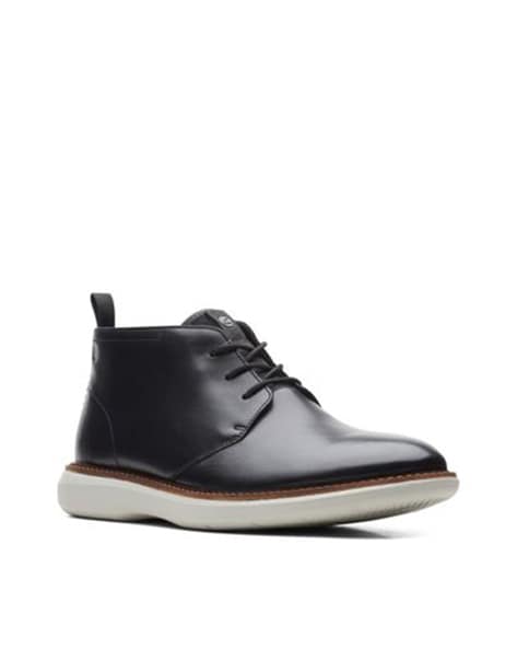 Clarks Lace-Up Ankle-Length Plain-Toe Boots