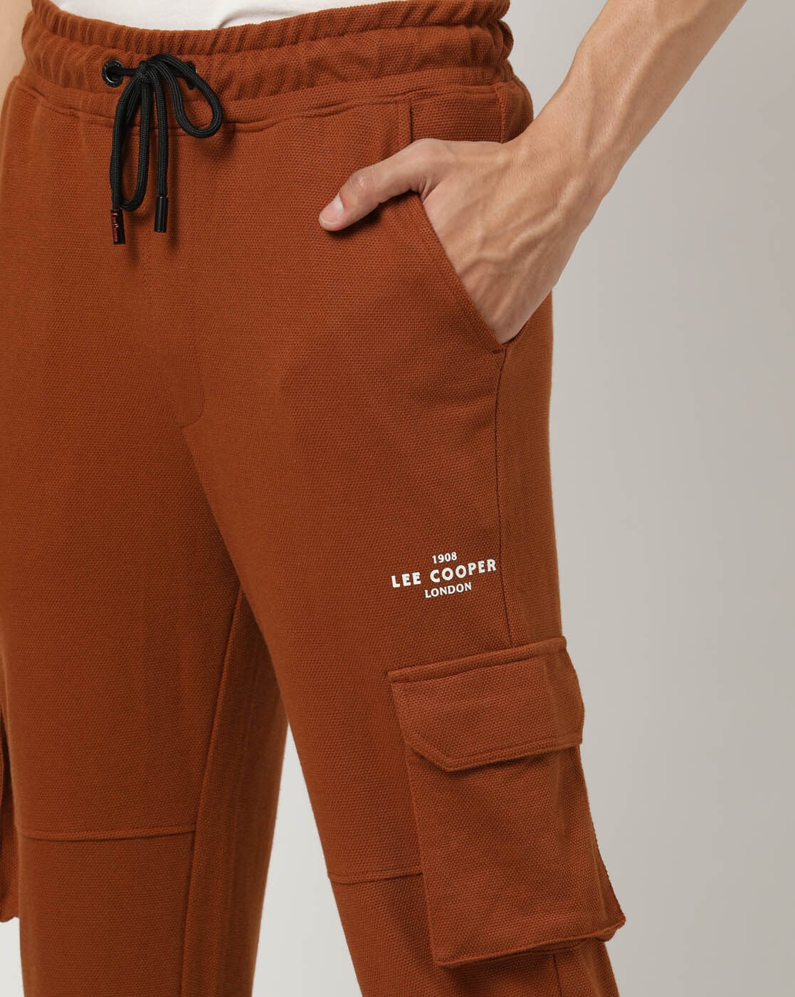 Buy Men's Lee Cooper Solid Joggers with Drawstring Closure Online |  Centrepoint Kuwait