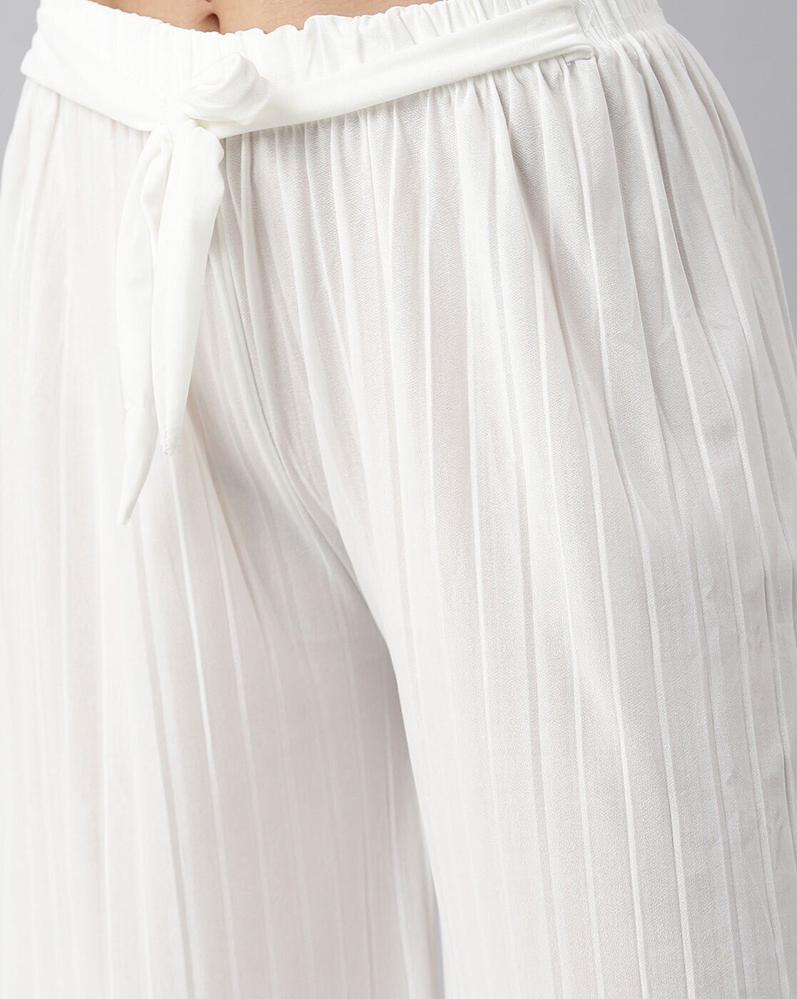 SPRWMN Pleated Trouser - White | MOTHER DENIM