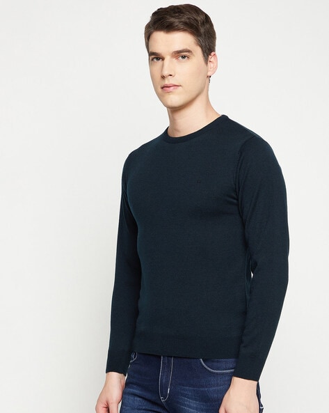 Black jeans hotsell navy sweater