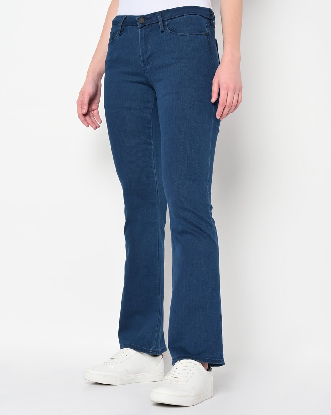715 Mid-Rise Bootcut Jeans
