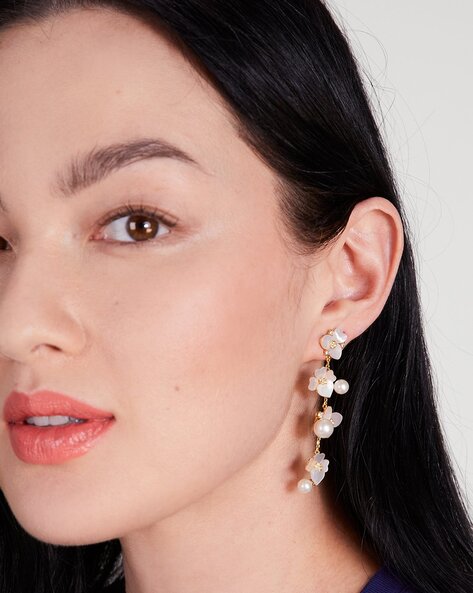 Kate Spade in pearls orders linear statement earrings