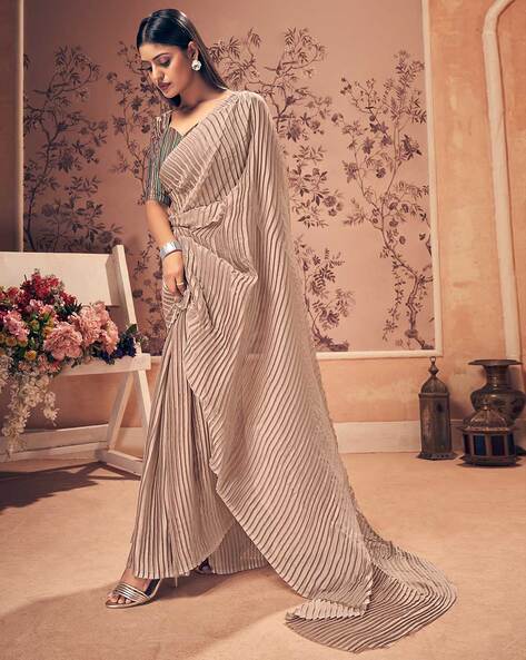 Graceful Gray Crushed Georgette Ready-Pleated Saree with Stitched Blou