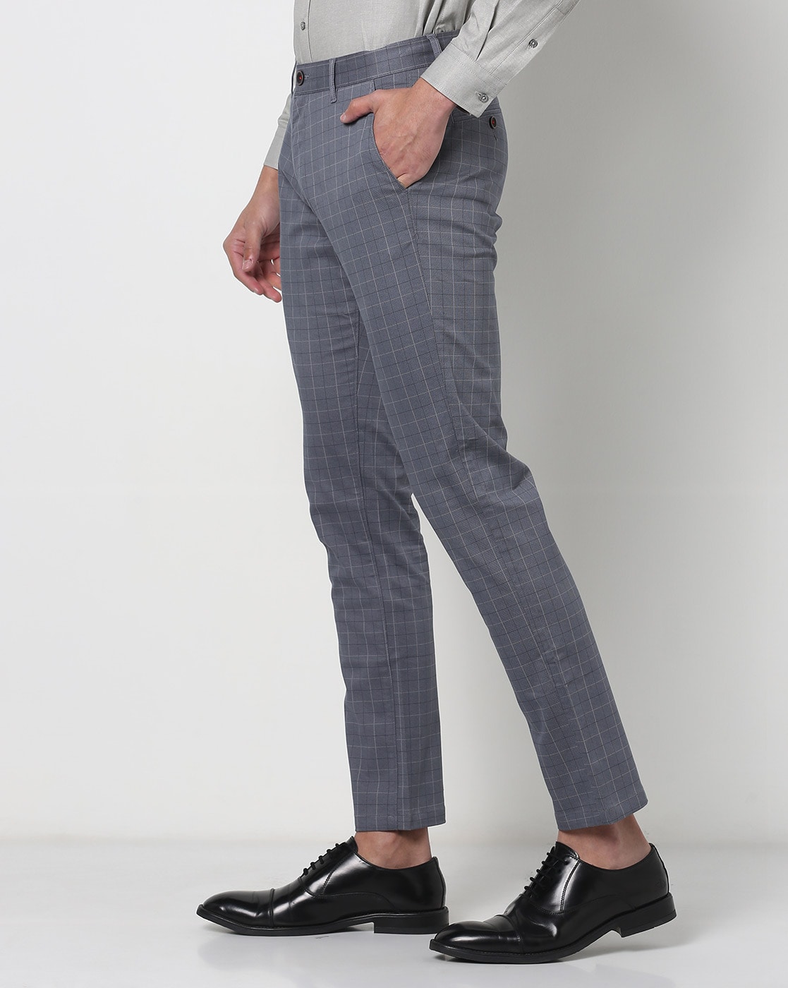 Slim Fit trousers - Grey/Checked - Men | H&M