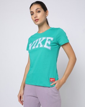 Nike Tshirts - Buy Nike Tshirts @Upto 40%Off Online at Best Prices In India