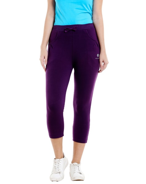 Bodyactive Textured Mid-Rise Capris