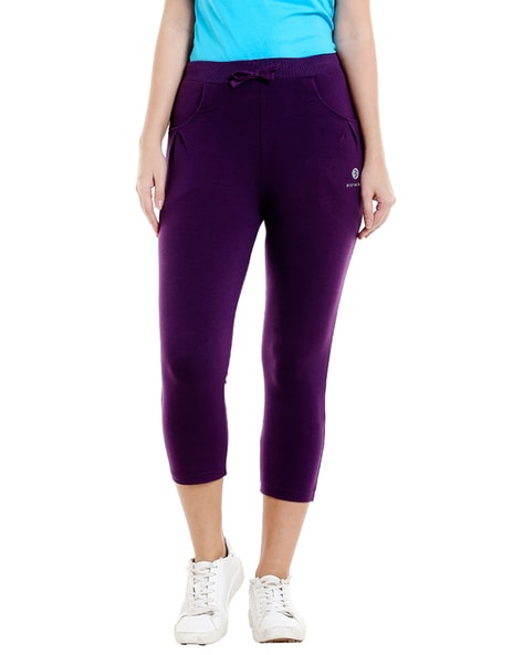 Bodyactive Capris with Insert Pockets