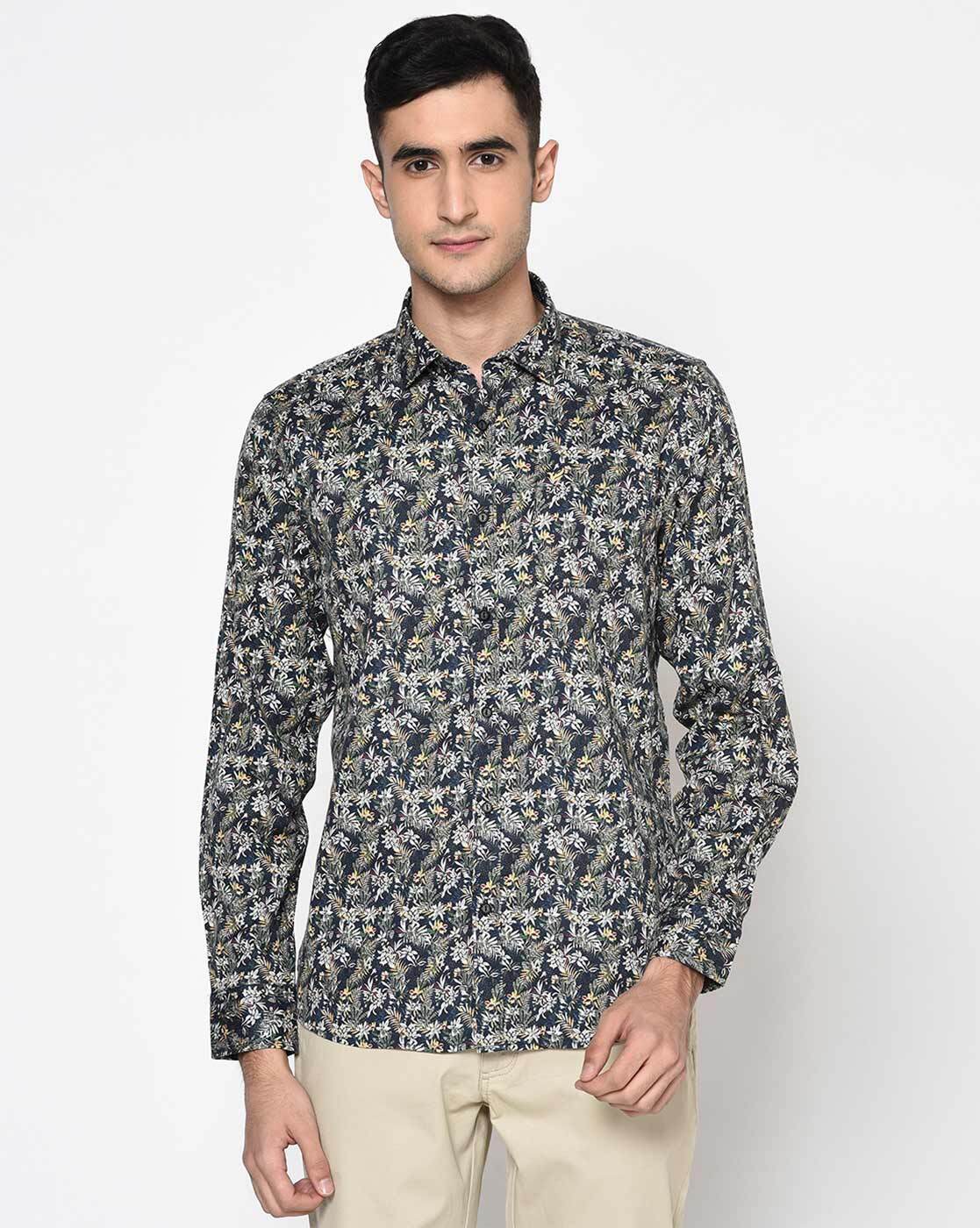 Men Animal Print Slim Fit Shirt with Patch Pocket