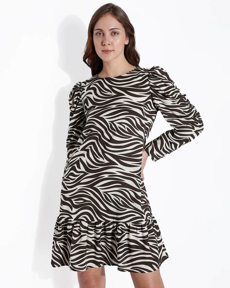 YOURS Plus Size Black & White Zebra Print Shirred Midaxi Dress | Yours  Clothing