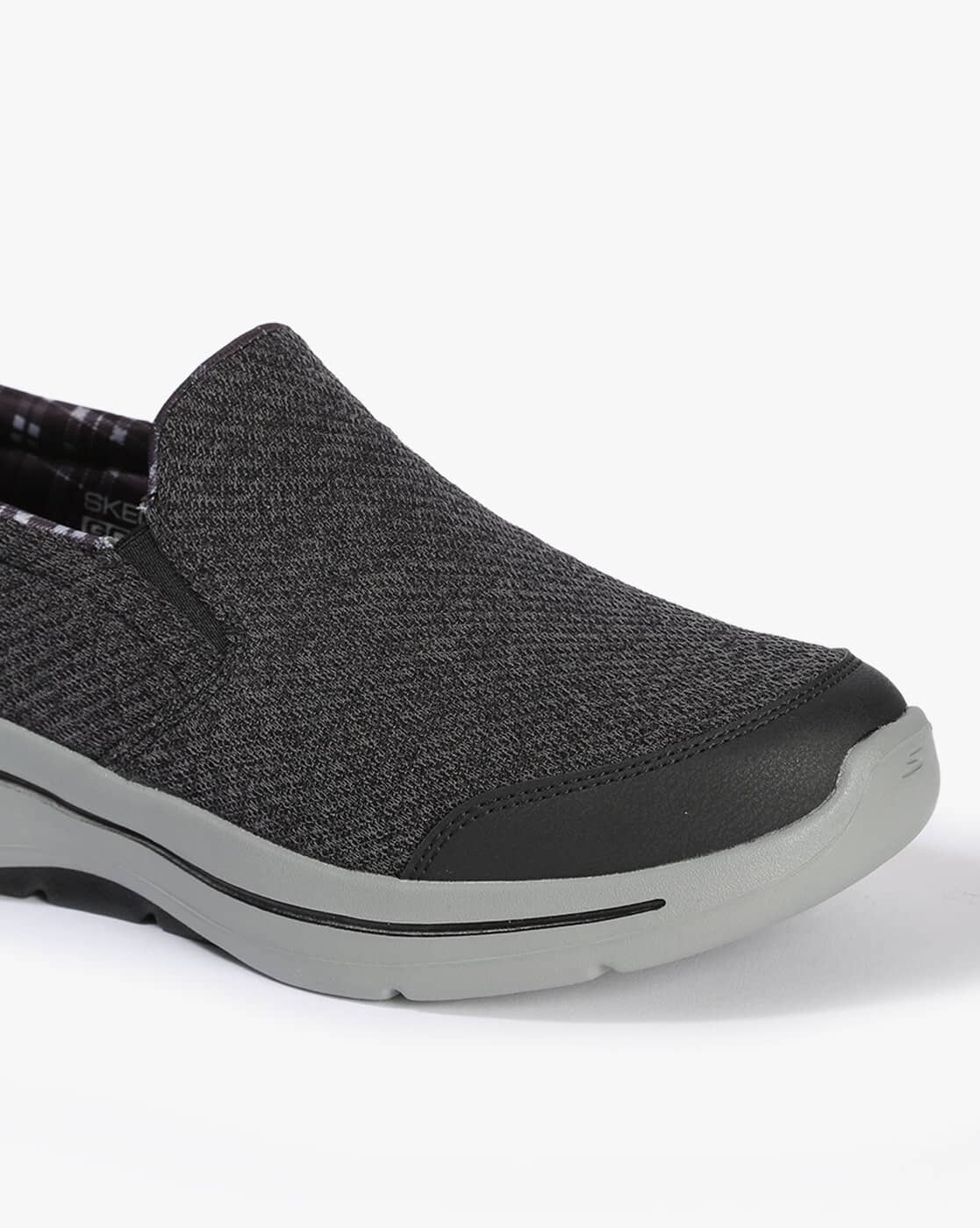 skechers mens slip on shoes