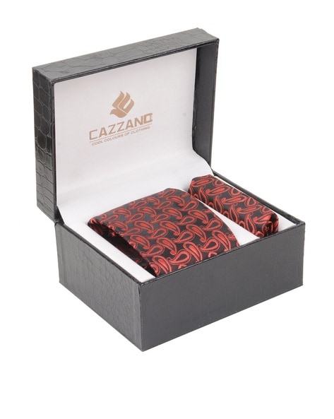 Premium Photo | Men's Tie Set Gift Box