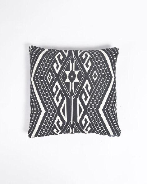 Black 2024 cushions target