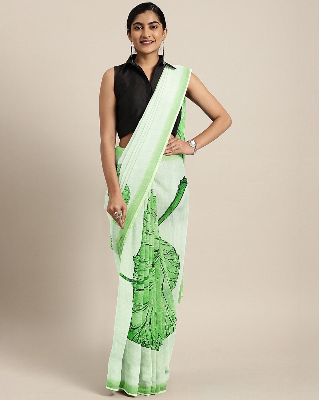 Indian girl in green blouse and white saree on Craiyon