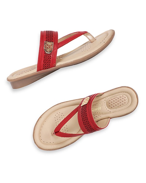 Bata hot sale red sandals